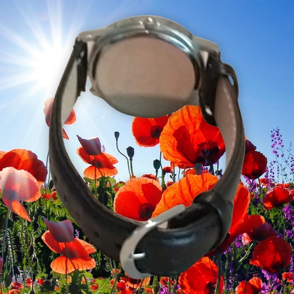 Mickey Mouse Watch - Picture 5 of 8